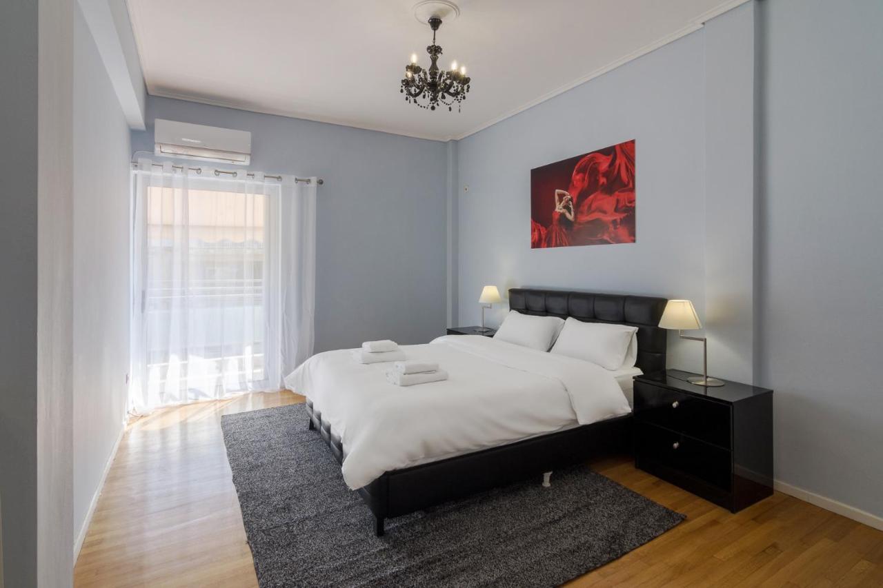 Spacious And Modern Flat For 4 Atenas Exterior foto