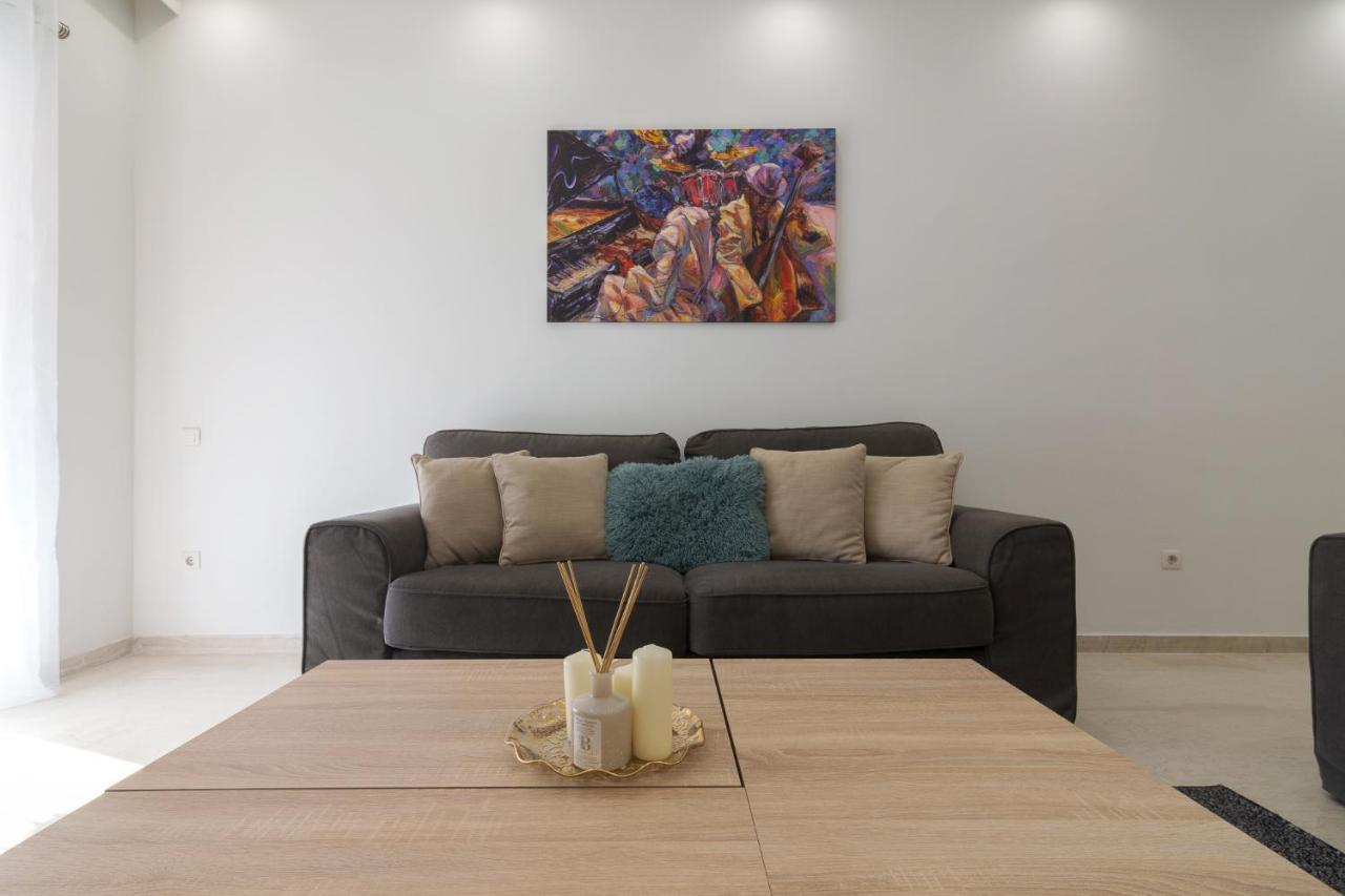 Spacious And Modern Flat For 4 Atenas Exterior foto